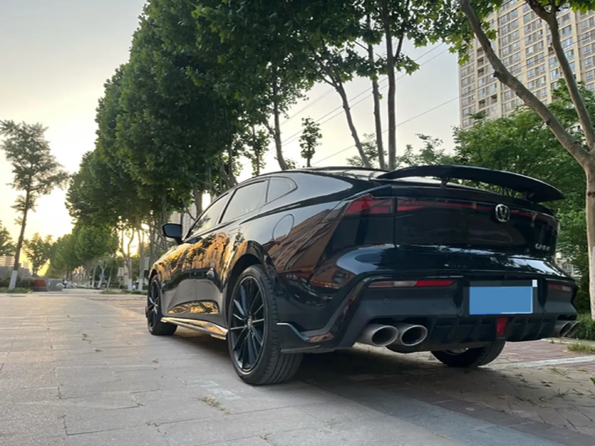 2023 ChangAn UNI-V 1.5T 188HP L4 7DCT,autocango,china used car exporter,china ev exporter,chinese used car exporter,chinese used ev exporter