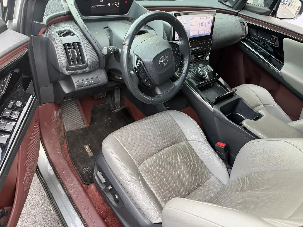 2022 Toyota bZ4X BEV 66.7KWH,autocango,china used car exporter,china ev exporter,chinese used car exporter,chinese used ev exporter