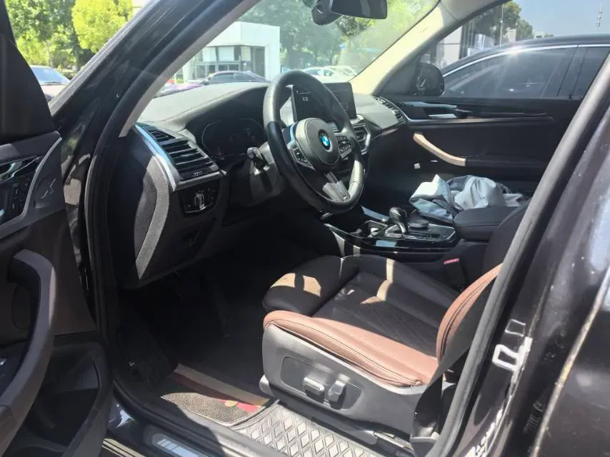2022 BMW X3 2.0T 184HP L4 8AT,autocango,china used car exporter,china ev exporter,chinese used car exporter,chinese used ev exporter