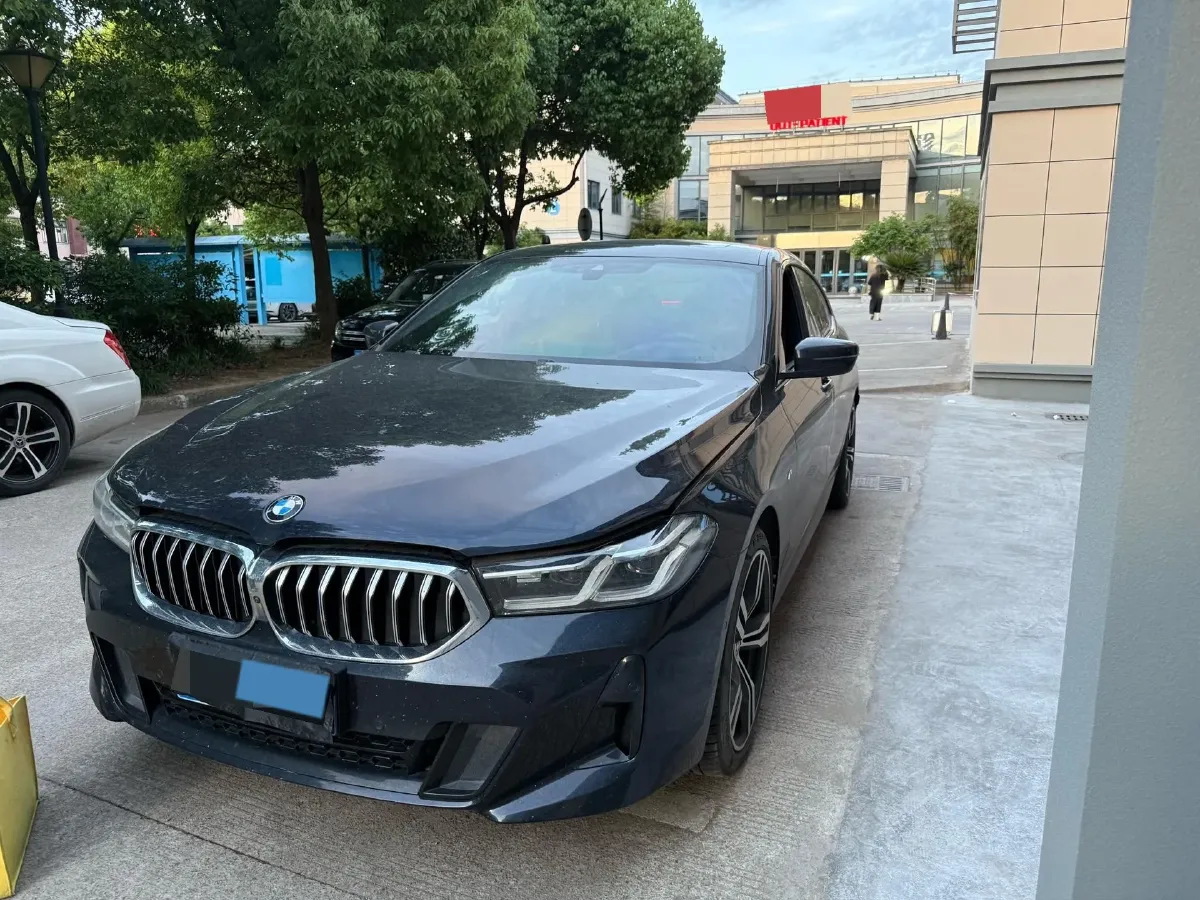 2022 BMW 6 Series GT 2.0T 245HP L4 8AT,autocango,china used car exporter,china ev exporter,chinese used car exporter,chinese used ev exporter