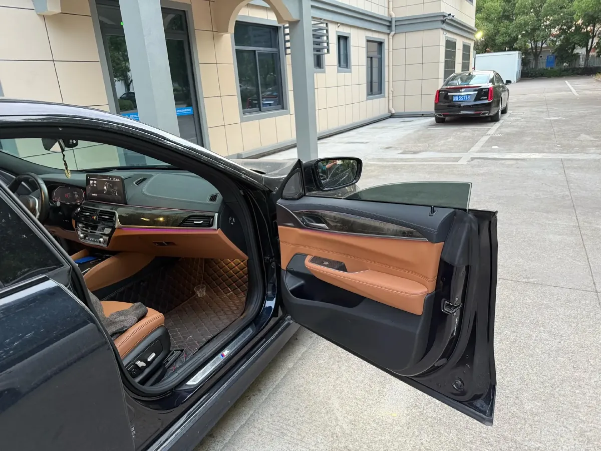 2022 BMW 6 Series GT 2.0T 245HP L4 8AT,autocango,china used car exporter,china ev exporter,chinese used car exporter,chinese used ev exporter