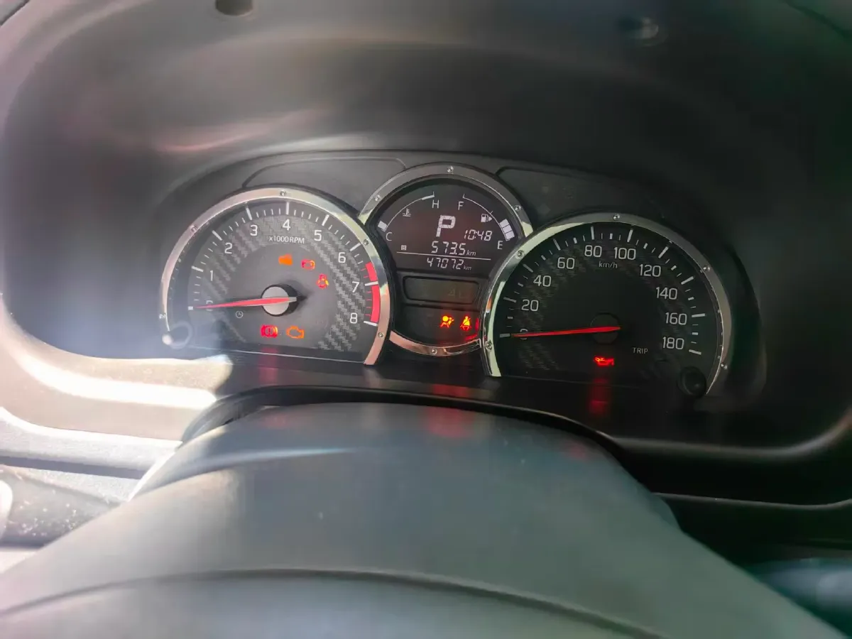 2015 Suzuki Jimny 1.3L 85HP L4 4AT,autocango,china used car exporter,china ev exporter,chinese used car exporter,chinese used ev exporter