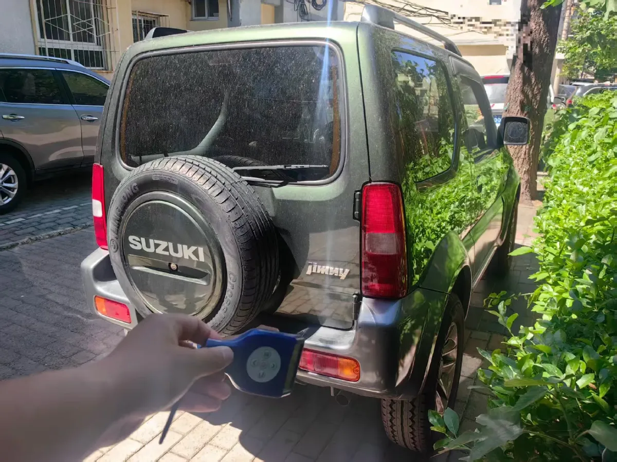 2015 Suzuki Jimny 1.3L 85HP L4 4AT,autocango,china used car exporter,china ev exporter,chinese used car exporter,chinese used ev exporter