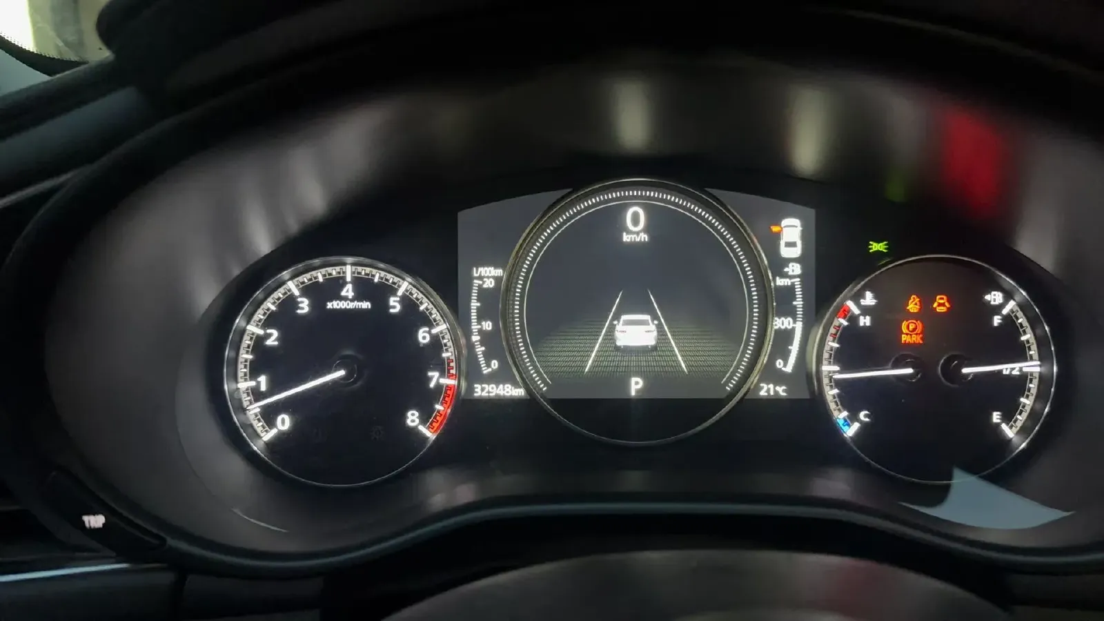 2022 Mazda 3 Axela 2.0L 158HP L4 6AT,autocango,china used car exporter,china ev exporter,chinese used car exporter,chinese used ev exporter