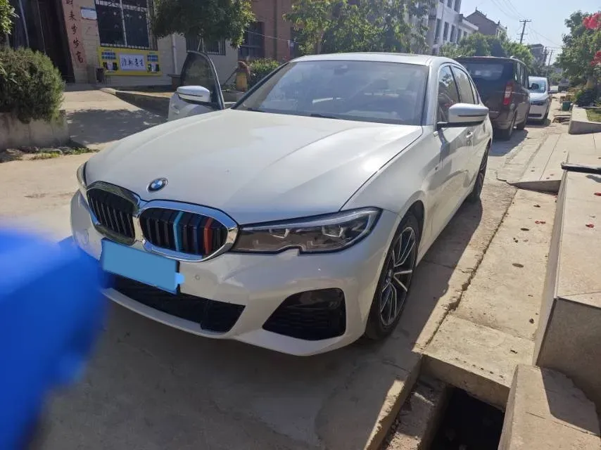 2021 BMW 3 Series 2.0T 184HP L4 8AT,autocango,china used car exporter,china ev exporter,chinese used car exporter,chinese used ev exporter