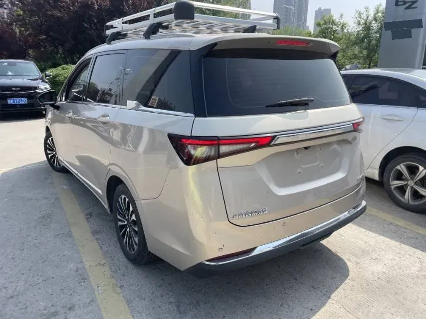 2022 Venucia T60 1.6L 126HP L4 CVT,autocango,china used car exporter,china ev exporter,chinese used car exporter,chinese used ev exporter
