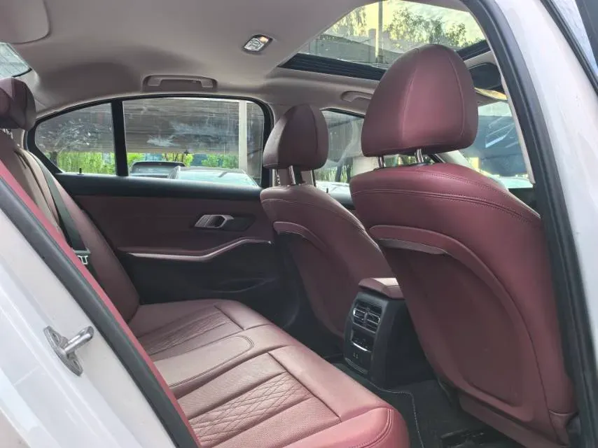 2025 BMW 3 Series 2.0T 184HP L4 8AT,autocango,china used car exporter,china ev exporter,chinese used car exporter,chinese used ev exporter