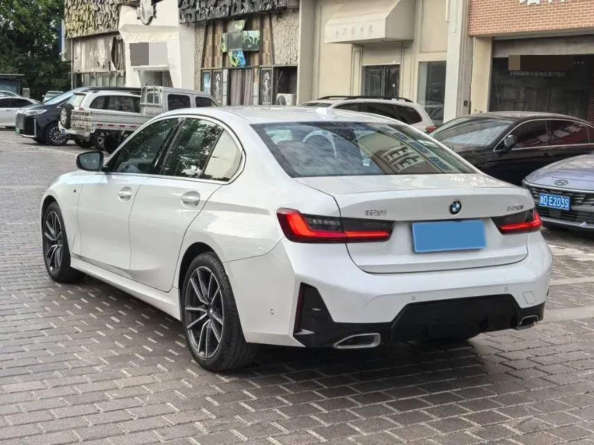 2025 BMW 3 Series 2.0T 184HP L4 8AT,autocango,china used car exporter,china ev exporter,chinese used car exporter,chinese used ev exporter
