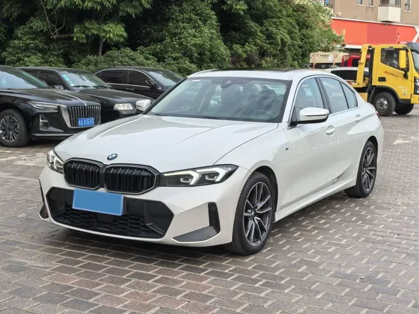 2025 BMW 3 Series 2.0T 184HP L4 8AT,autocango,china used car exporter,china ev exporter,chinese used car exporter,chinese used ev exporter