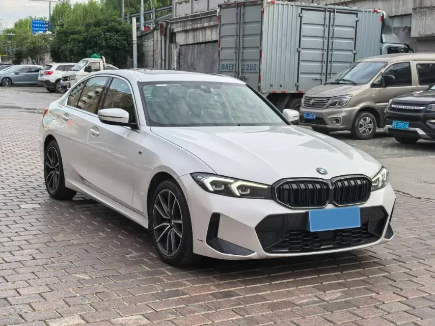 2025 BMW 3 Series 2.0T 184HP L4 8AT,autocango,china used car exporter,china ev exporter,chinese used car exporter,chinese used ev exporter