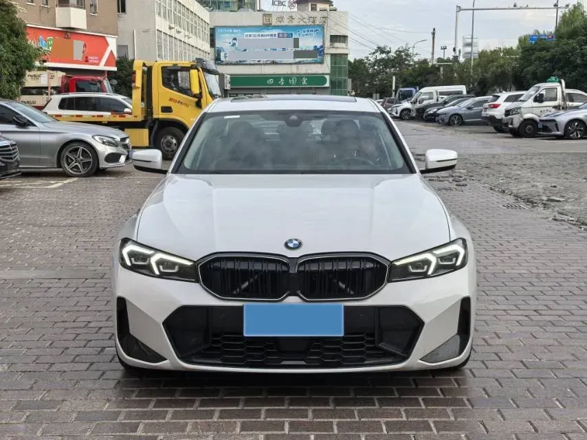 2025 BMW 3 Series 2.0T 184HP L4 8AT,autocango,china used car exporter,china ev exporter,chinese used car exporter,chinese used ev exporter