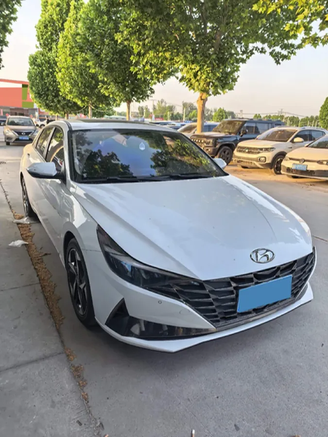 2021 Hyundai Elantra 1.5L 115HP L4 CVT,autocango,china used car exporter,china ev exporter,chinese used car exporter,chinese used ev exporter