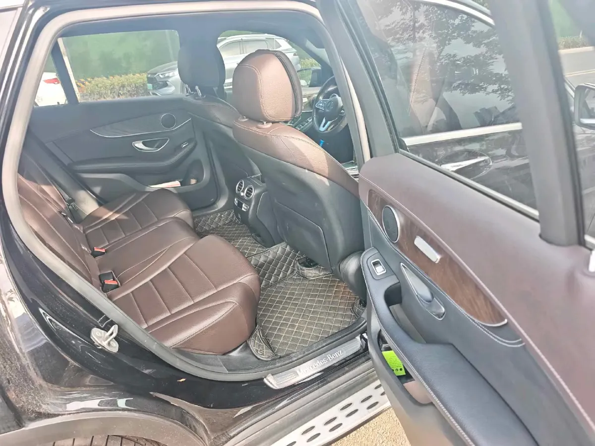 2021 Mercedes-Benz GLC Class 2.0T 258HP L4 9AT,autocango,china used car exporter,china ev exporter,chinese used car exporter,chinese used ev exporter