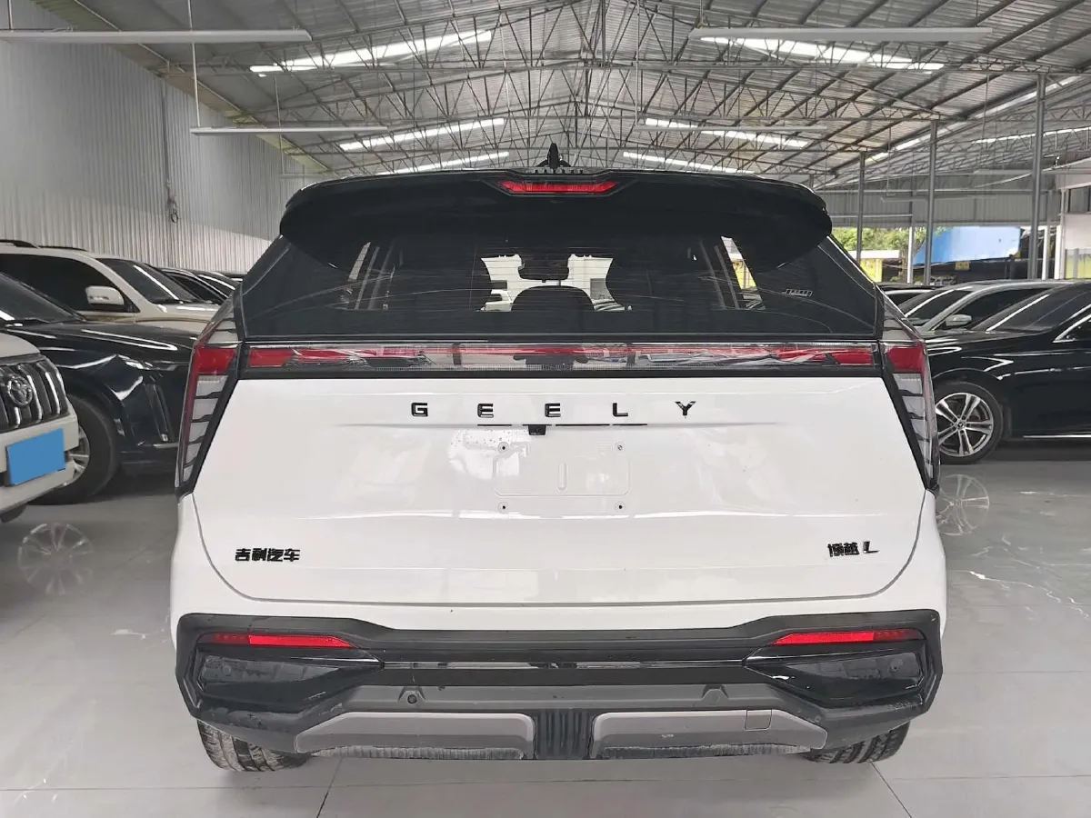 2023 Geely StarRay 1.5T 181HP L4 7DCT,autocango,china used car exporter,china ev exporter,chinese used car exporter,chinese used ev exporter