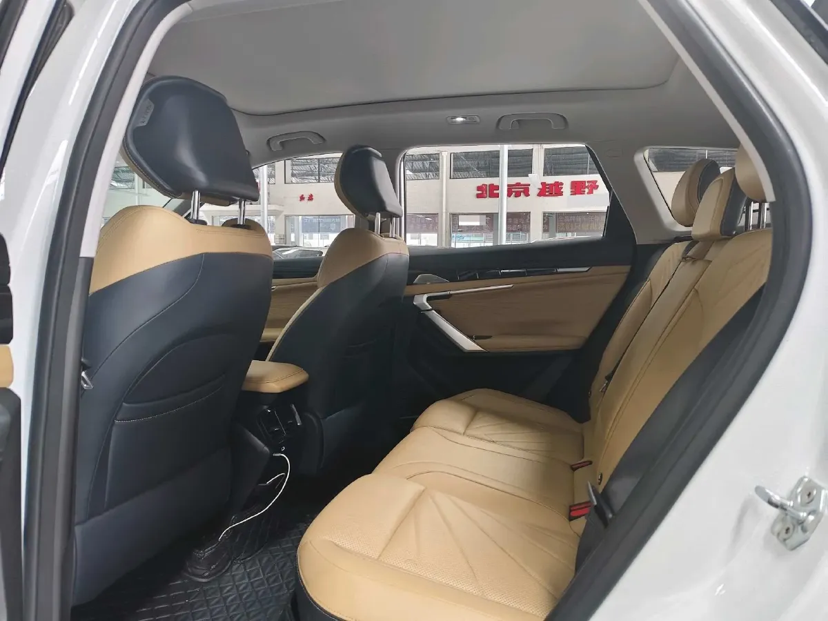 2023 Geely StarRay 1.5T 181HP L4 7DCT,autocango,china used car exporter,china ev exporter,chinese used car exporter,chinese used ev exporter