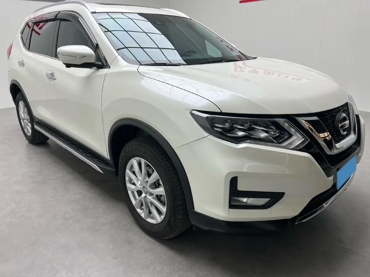 2023 Nissan X-Trail 2.0L 151HP L4 CVT,autocango,china used car exporter,china ev exporter,chinese used car exporter,chinese used ev exporter