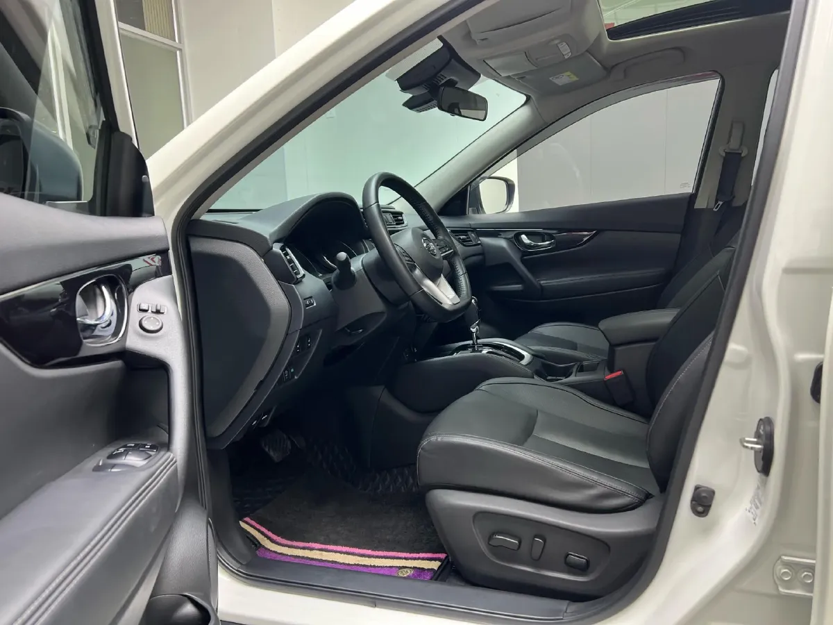 2023 Nissan X-Trail 2.0L 151HP L4 CVT,autocango,china used car exporter,china ev exporter,chinese used car exporter,chinese used ev exporter