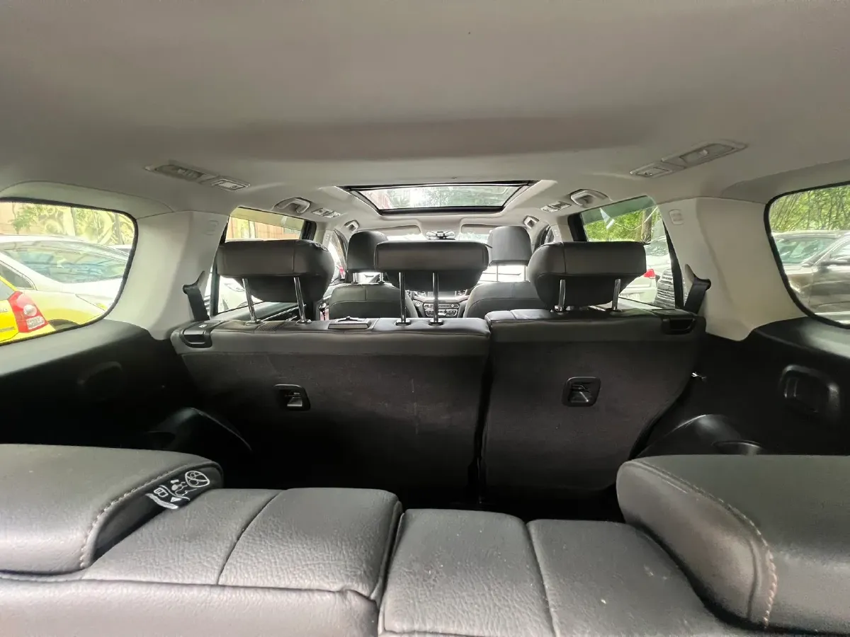 2017 GAC Trumpchi GS8 2.0T 201HP L4 6AT,autocango,china used car exporter,china ev exporter,chinese used car exporter,chinese used ev exporter
