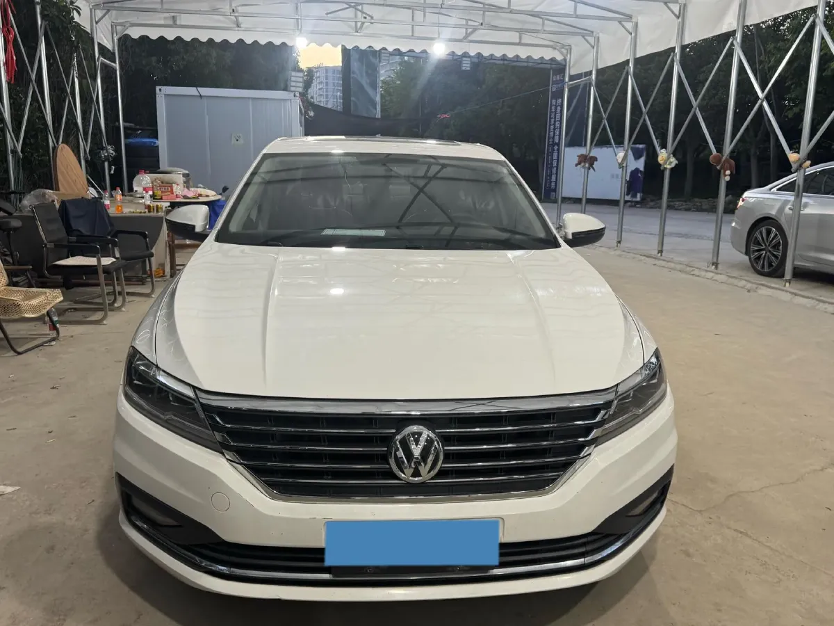 2018 Skoda Karoq 1.4T 150HP L4 7DCT,autocango,china used car exporter,china ev exporter,chinese used car exporter,chinese used ev exporter
