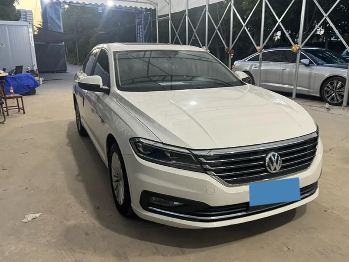 2018 Skoda Karoq 1.4T 150HP L4 7DCT,autocango,china used car exporter,china ev exporter,chinese used car exporter,chinese used ev exporter