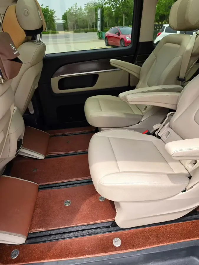 2020 Mercedes-Benz V Class 2.0T 211HP L4 9AT,autocango,china used car exporter,china ev exporter,chinese used car exporter,chinese used ev exporter