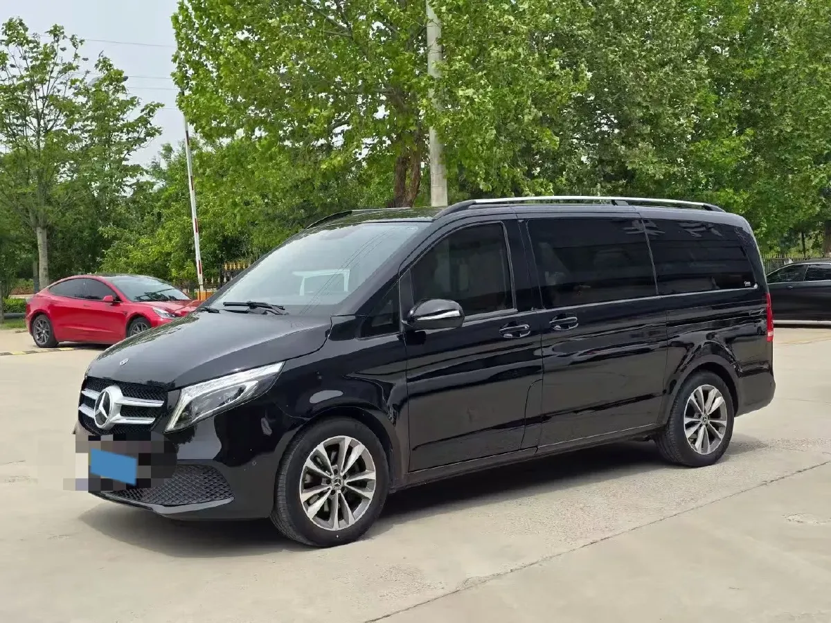 2020 Mercedes-Benz V Class 2.0T 211HP L4 9AT,autocango,china used car exporter,china ev exporter,chinese used car exporter,chinese used ev exporter