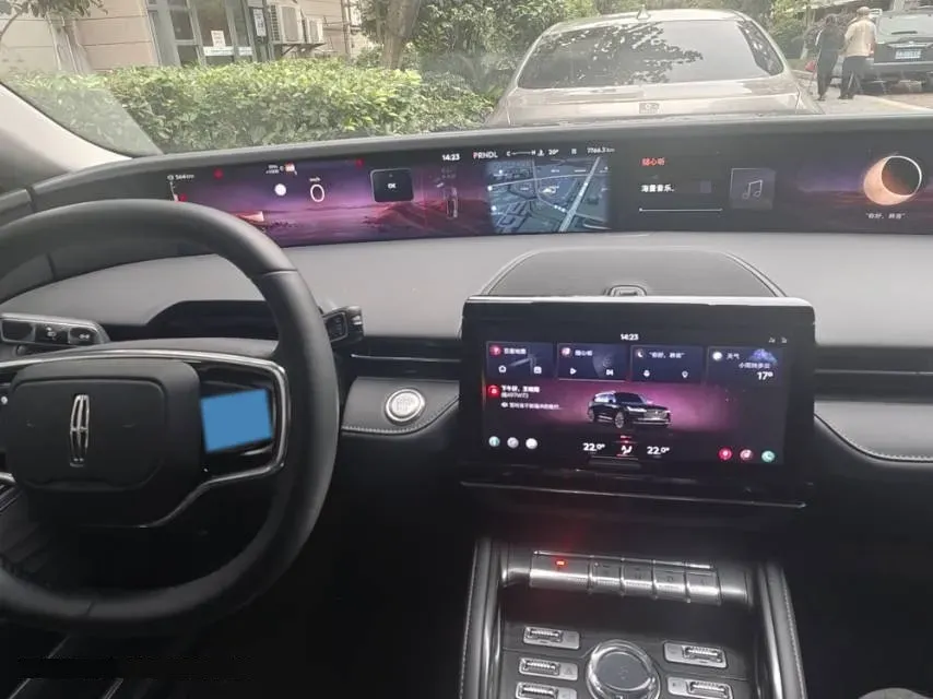 2026 Lincoln Nautilus 2.0T 261HP L4 8AT,autocango,china used car exporter,china ev exporter,chinese used car exporter,chinese used ev exporter