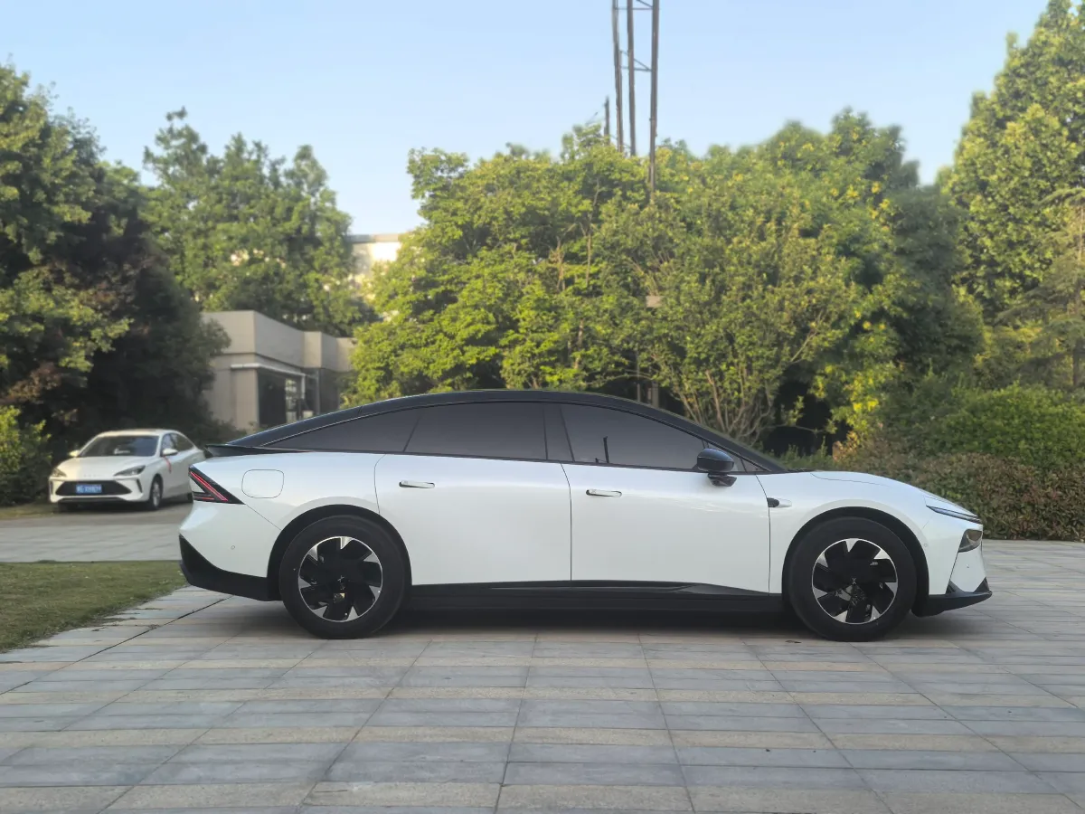 2024 Xpeng P7+ BEV 60.7KWH,autocango,china used car exporter,china ev exporter,chinese used car exporter,chinese used ev exporter