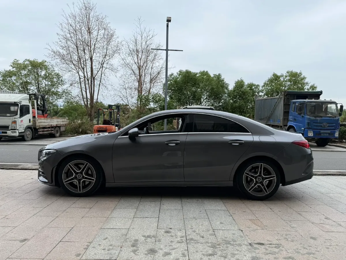 2020 Mercedes-Benz CLA Class 1.3T 163HP L4 7DCT,autocango,china used car exporter,china ev exporter,chinese used car exporter,chinese used ev exporter