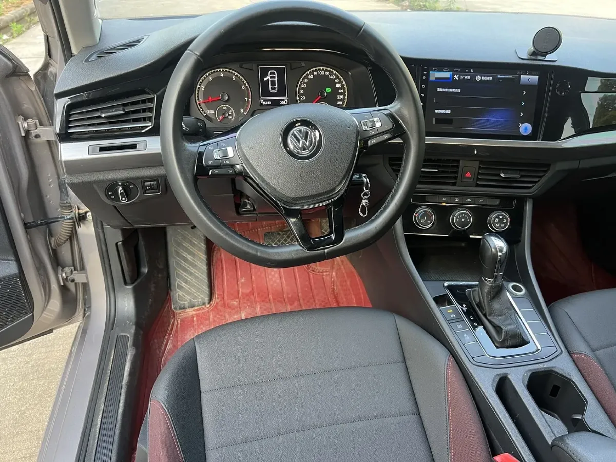 2019 Bestune T77 1.2T 143HP L4 7DCT,autocango,china used car exporter,china ev exporter,chinese used car exporter,chinese used ev exporter