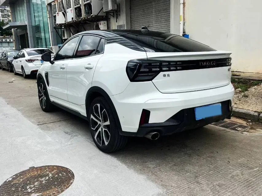 2022 LYNK&CO 05 2.0T 254HP L4 8AT,autocango,china used car exporter,china ev exporter,chinese used car exporter,chinese used ev exporter