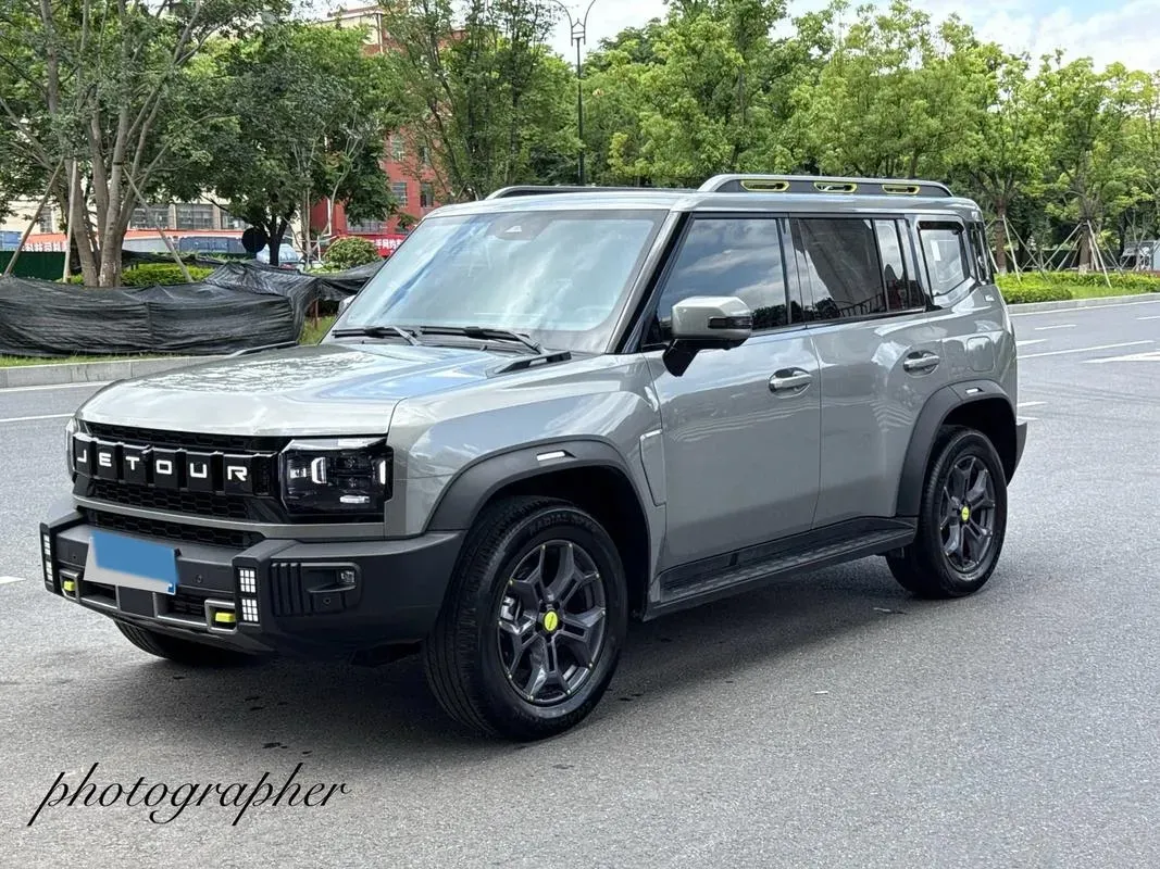 2023 Jetour Traveller 2.0T 254HP L4 7DCT,autocango,china used car exporter,china ev exporter,chinese used car exporter,chinese used ev exporter