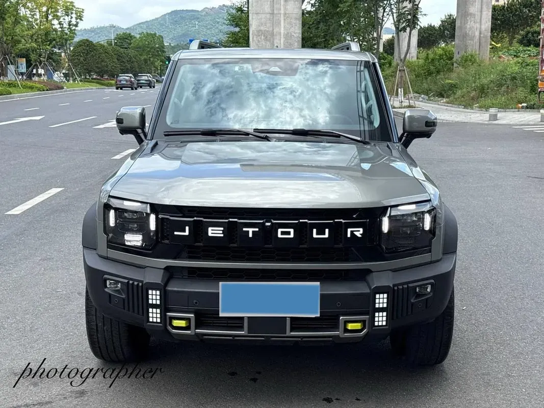 2023 Jetour Traveller 2.0T 254HP L4 7DCT,autocango,china used car exporter,china ev exporter,chinese used car exporter,chinese used ev exporter