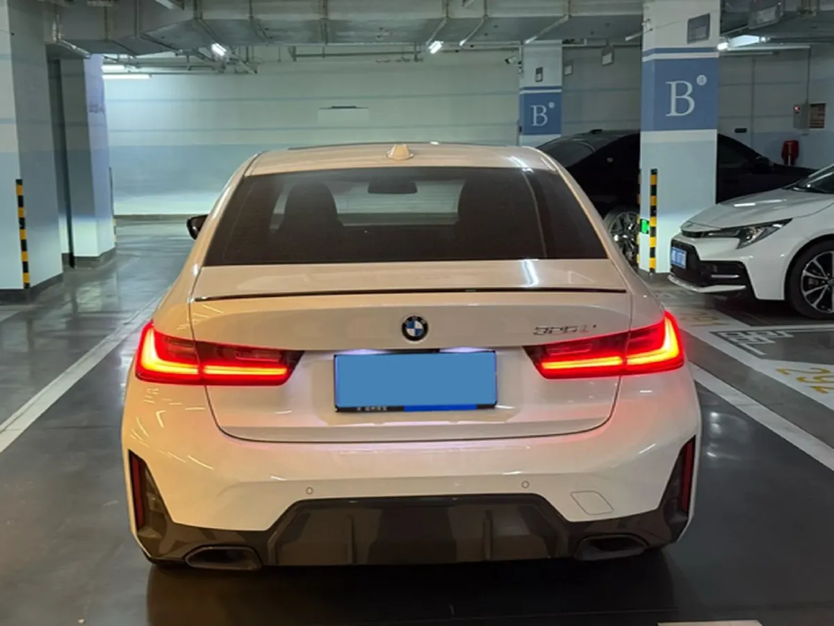 2023 BMW 3 Series 2.0T 184HP L4 8AT,autocango,china used car exporter,china ev exporter,chinese used car exporter,chinese used ev exporter