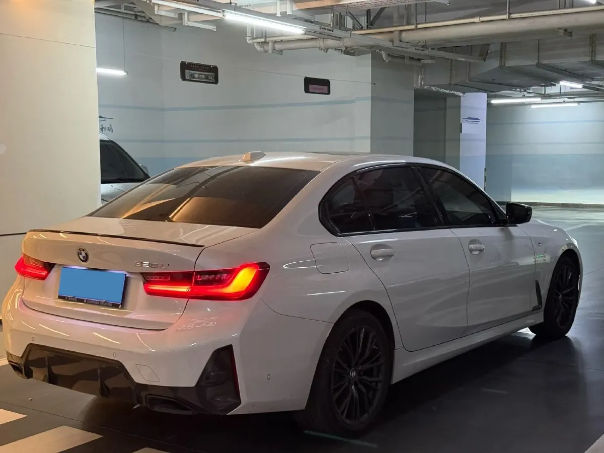 2023 BMW 3 Series 2.0T 184HP L4 8AT,autocango,china used car exporter,china ev exporter,chinese used car exporter,chinese used ev exporter