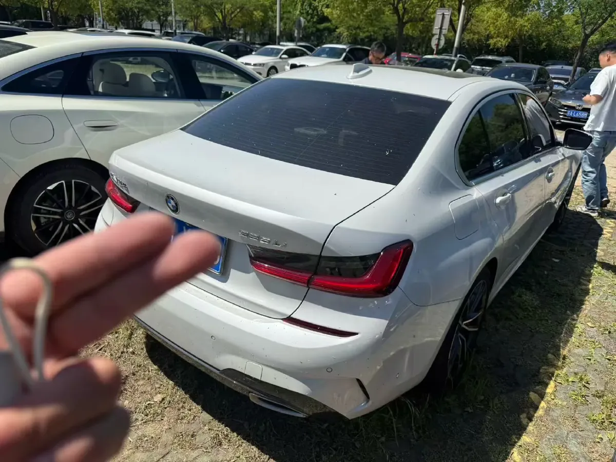 2021 BMW 3 Series 2.0T 184HP L4 8AT,autocango,china used car exporter,china ev exporter,chinese used car exporter,chinese used ev exporter