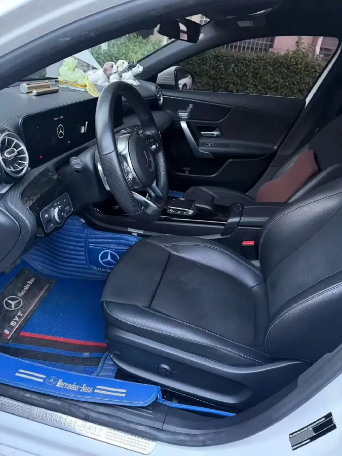 2021 Mercedes-Benz A Class 1.3T 163HP L4 7DCT,autocango,china used car exporter,china ev exporter,chinese used car exporter,chinese used ev exporter