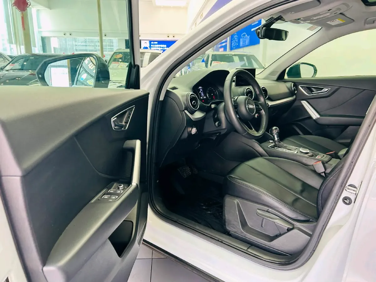 2020 Audi Q2L 1.4T 150HP L4 7DCT,autocango,china used car exporter,china ev exporter,chinese used car exporter,chinese used ev exporter