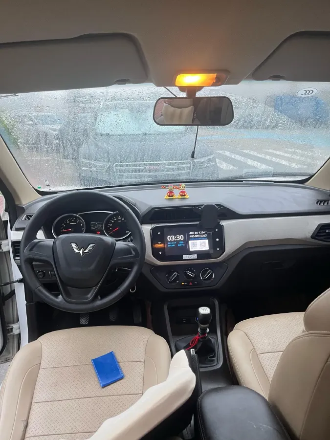 2019 WuLing HongGuang 1.5L 99HP L4 6MT,autocango,china used car exporter,china ev exporter,chinese used car exporter,chinese used ev exporter