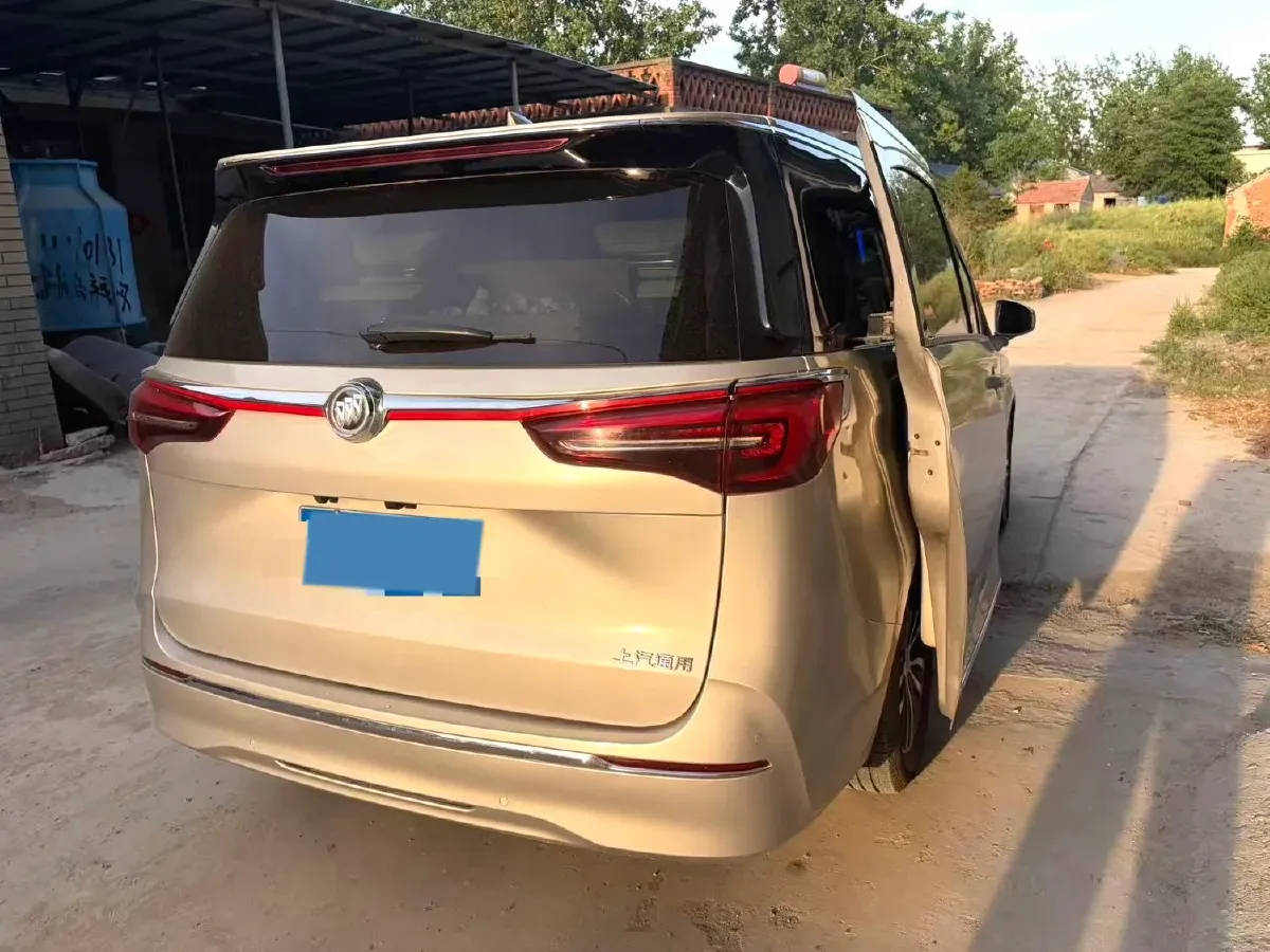 2021 Buick GL8 2.0T 237HP L4 9AT,autocango,china used car exporter,china ev exporter,chinese used car exporter,chinese used ev exporter
