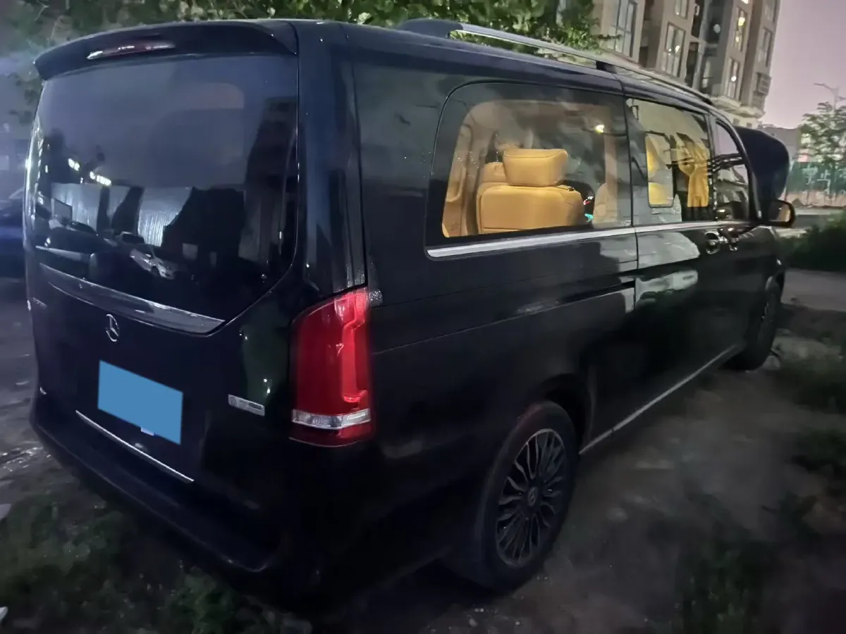 2018 Mercedes-Benz V Class 2.0T 211HP L4 7AT,autocango,china used car exporter,china ev exporter,chinese used car exporter,chinese used ev exporter