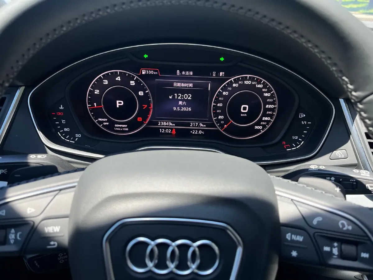 2020 Audi Q5L 2.0T 190HP L4 7DCT,autocango,china used car exporter,china ev exporter,chinese used car exporter,chinese used ev exporter