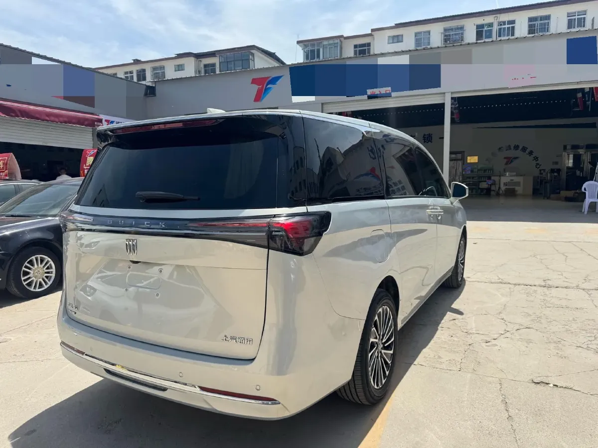 2025 Buick GL8 1.5T 180HP L4 2DHT PHEV,autocango,china used car exporter,china ev exporter,chinese used car exporter,chinese used ev exporter