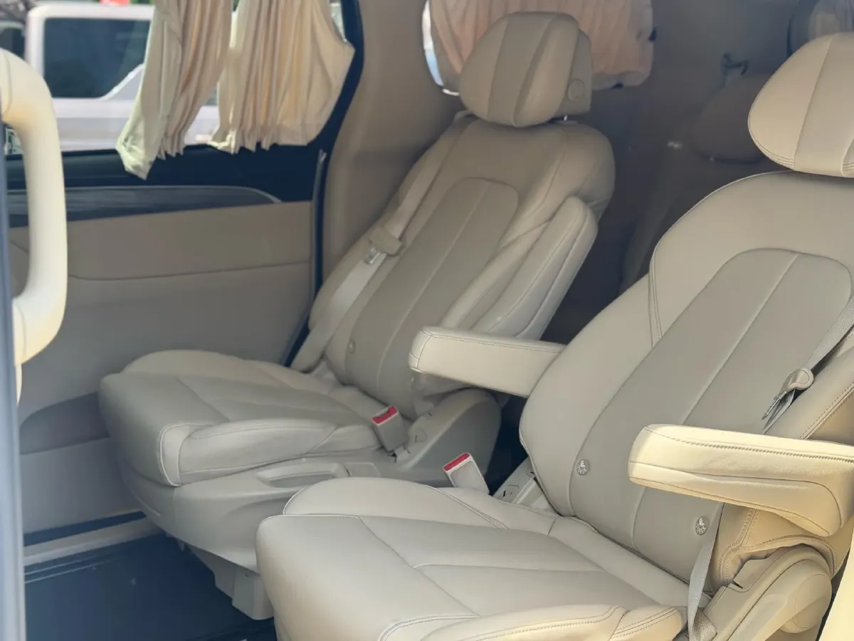 2025 Buick GL8 1.5T 180HP L4 2DHT PHEV,autocango,china used car exporter,china ev exporter,chinese used car exporter,chinese used ev exporter