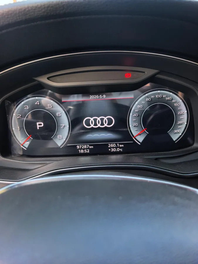 2021 Audi A6L 2.0T 190HP L4 7DCT,autocango,china used car exporter,china ev exporter,chinese used car exporter,chinese used ev exporter