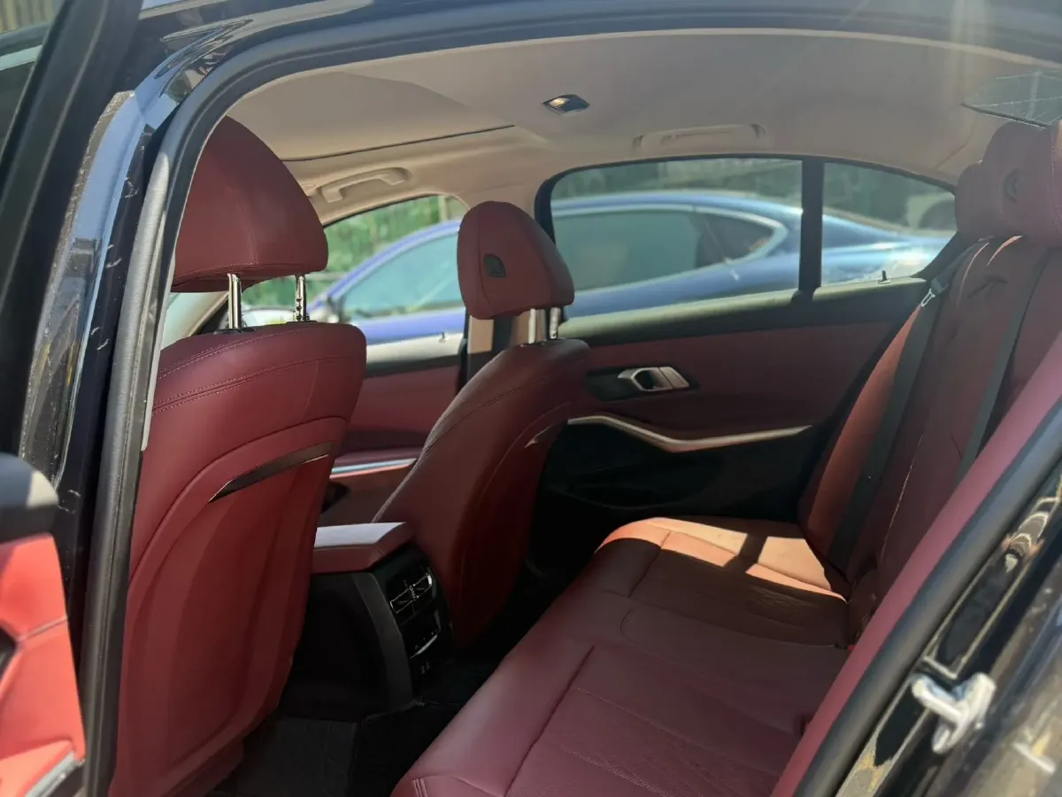 2024 BMW 3 Series 2.0T 184HP L4 8AT,autocango,china used car exporter,china ev exporter,chinese used car exporter,chinese used ev exporter