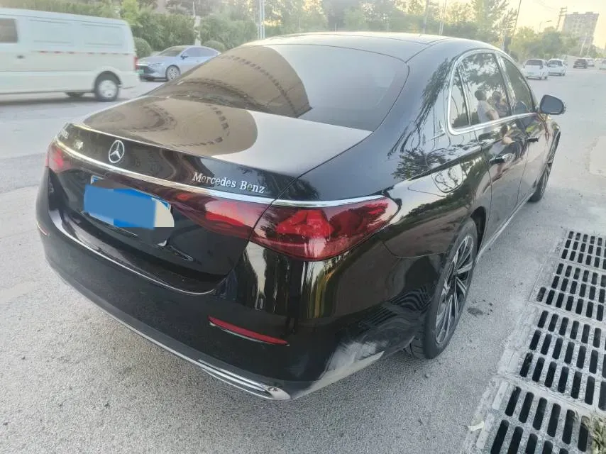2025 Mercedes-Benz E Class 2.0T 258HP L4 9AT,autocango,china used car exporter,china ev exporter,chinese used car exporter,chinese used ev exporter