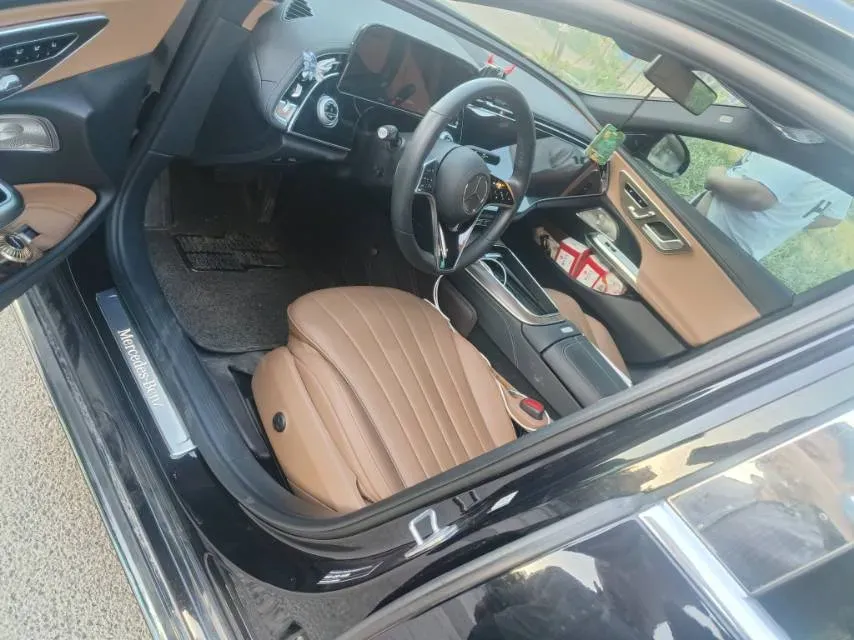 2025 Mercedes-Benz E Class 2.0T 258HP L4 9AT,autocango,china used car exporter,china ev exporter,chinese used car exporter,chinese used ev exporter