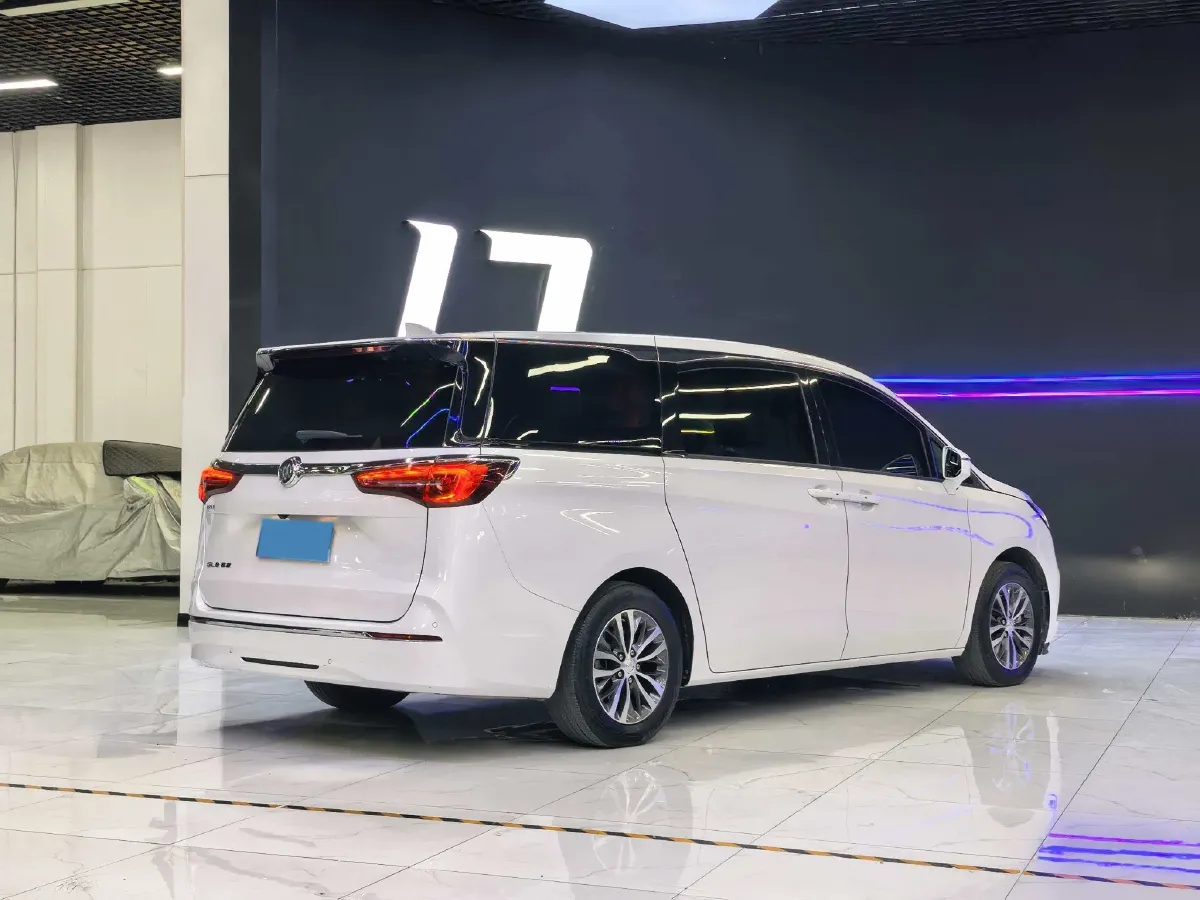 2020 Buick GL8 2.0T 237HP L4 9AT,autocango,china used car exporter,china ev exporter,chinese used car exporter,chinese used ev exporter