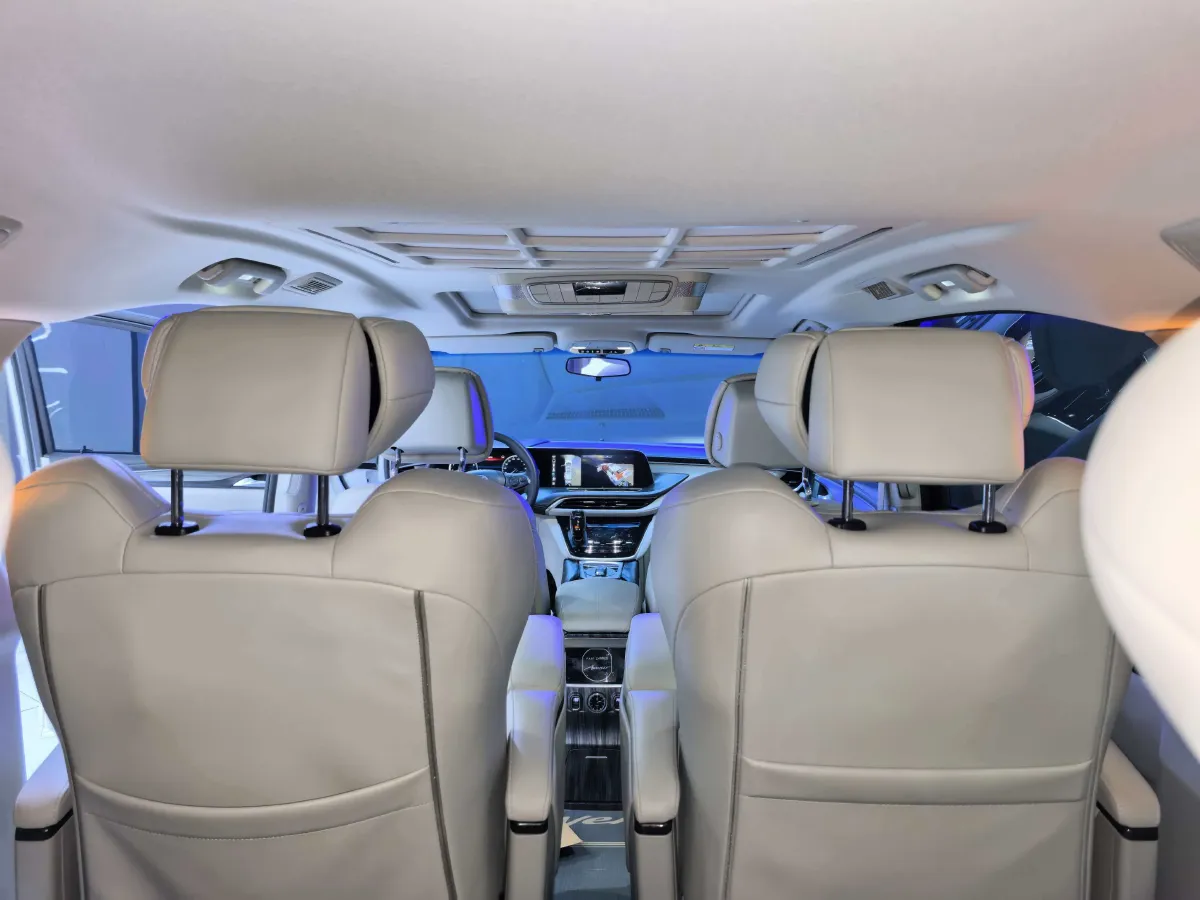 2020 Buick GL8 2.0T 237HP L4 9AT,autocango,china used car exporter,china ev exporter,chinese used car exporter,chinese used ev exporter